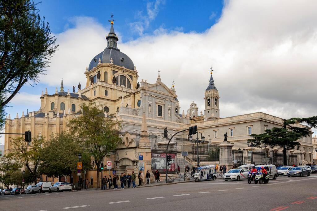 Palacio Real Opera La Latina Madrid Eksteriør billede